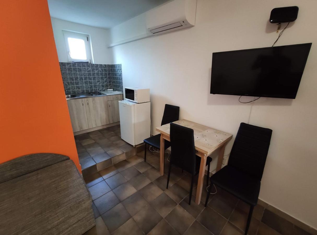 Vasti Apartman Siofok Bagian luar foto