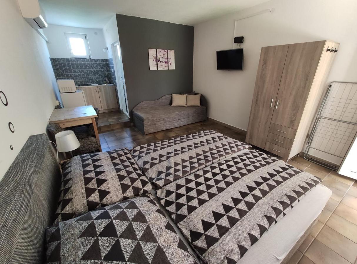 Vasti Apartman Siofok Bagian luar foto