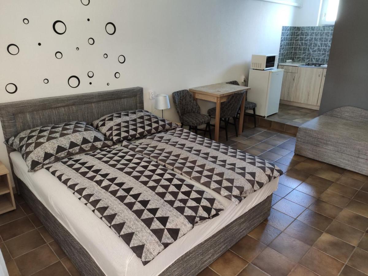 Vasti Apartman Siofok Bagian luar foto