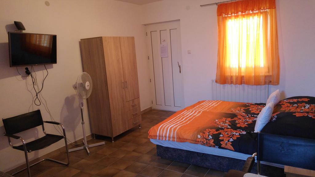 Vasti Apartman Siofok Bagian luar foto
