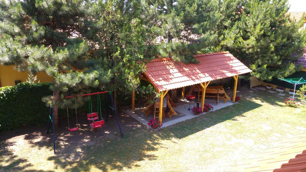 Vasti Apartman Siofok Bagian luar foto