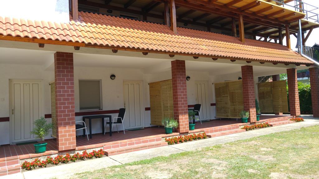 Vasti Apartman Siofok Bagian luar foto