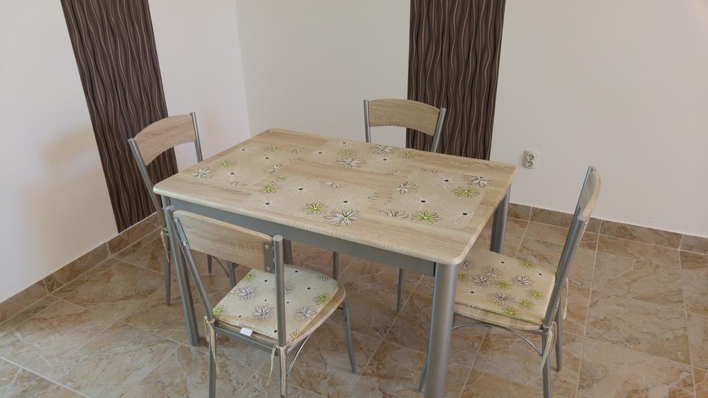 Vasti Apartman Siofok Bagian luar foto