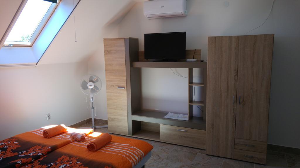 Vasti Apartman Siofok Bagian luar foto