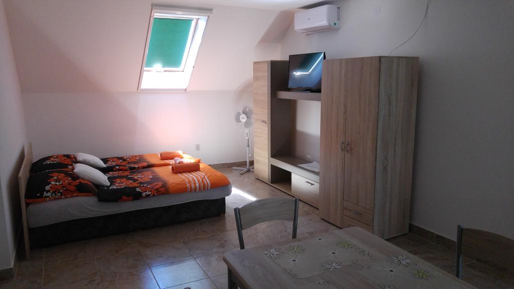 Vasti Apartman Siofok Bagian luar foto
